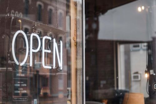 5 marketing tips every hospitality business should consider before re-opening